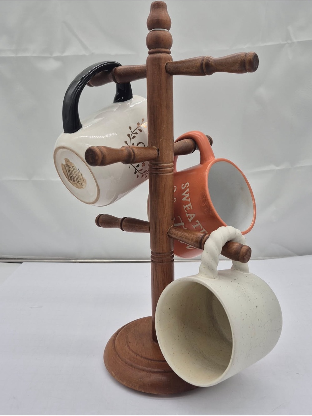Vintage Wooden Mug Tree Cup Holder Rack 6 Arm Stand 15 in tall Boho Cottagecore